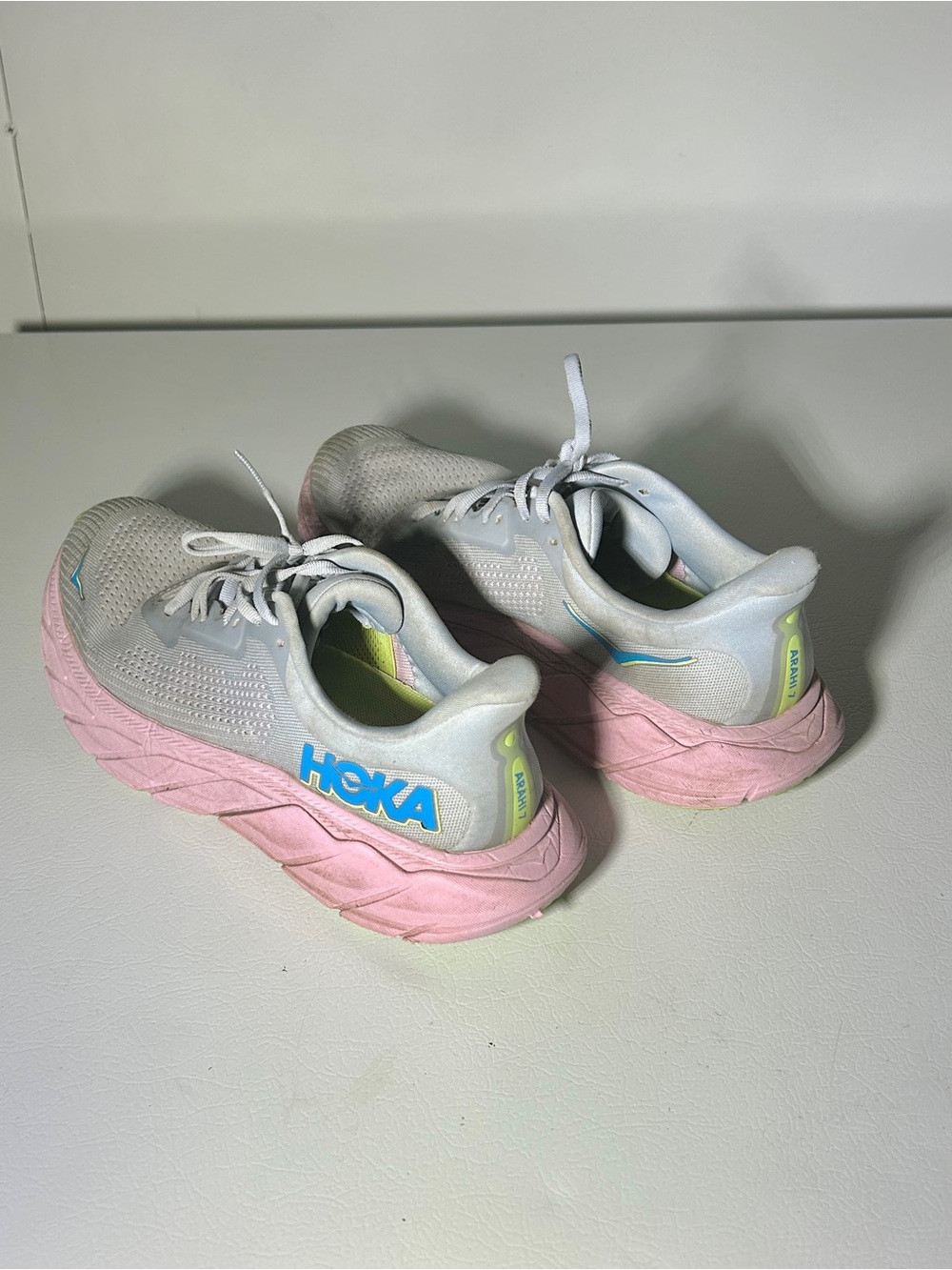 HOKA Purple & Pink Arahi Shoes